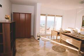 Panorama Apartments & Rooms