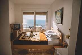 Panorama Apartments & Rooms