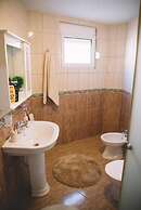 Panorama Apartments & Rooms