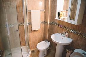 Panorama Apartments & Rooms