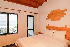 Teos Ormanci Tatil Koyu