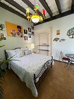 Casa Of Essence