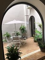 Casa Of Essence