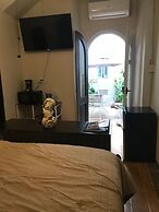 Casa Of Essence
