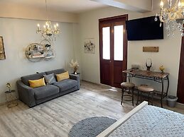 Casa Of Essence