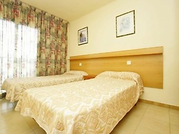 Apartamentos Pins Marina 24