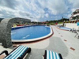 Royal Elmount Hotel
