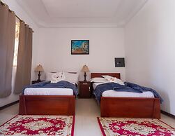 Royal Elmount Hotel