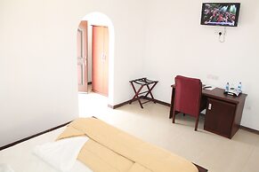 Royal Elmount Hotel