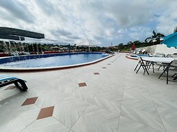 Royal Elmount Hotel