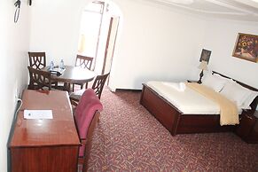 Royal Elmount Hotel
