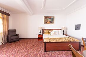 Royal Elmount Hotel