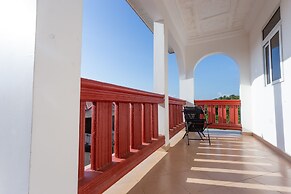 Royal Elmount Hotel
