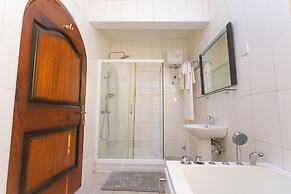 Royal Elmount Hotel