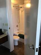 Arbour Ridge Inn & Suites