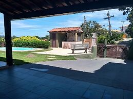 Casa com 4 Suítes e Piscina em Búzios