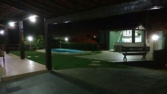 Casa com 4 Suítes e Piscina em Búzios