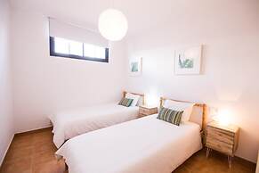 Surfers Retreat - Hostel - Adults Only