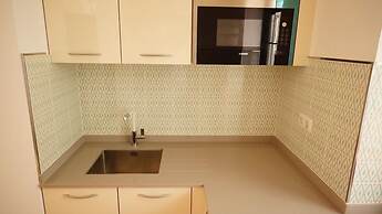 Surfers Retreat - Hostel - Adults Only