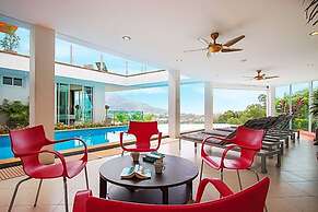 Villa Glenisla - Luxury Villa With Seaview