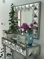 Durrat Al Bahrain Luxury Villa