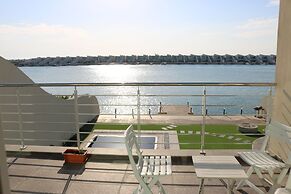 Durrat Al Bahrain Luxury Villa