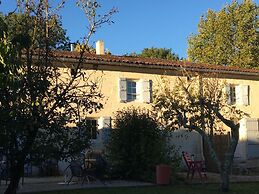 Aux Chambres des Bujours