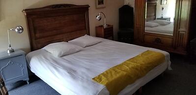 Aux Chambres des Bujours