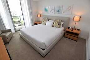 Great Bay View 2 Bed 2 Bath Residence @ Beachwalk