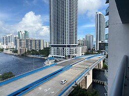 Great Bay View 2 Bed 2 Bath Residence @ Beachwalk