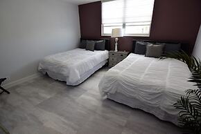 Spectacular Ocean View -  2 Beds + 2 Baths On The Beach