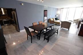 Spectacular Ocean View -  2 Beds + 2 Baths On The Beach