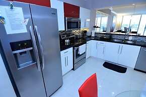 Spectacular Bay View 2 Bed 2 Bath @ Golden Bay Sunny Isles Beach