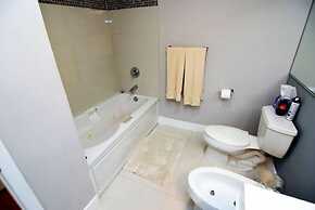 Spectacular Bay View 2 Bed 2 Bath @ Golden Bay Sunny Isles Beach