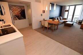 2 Bedroom Unit Across From Ocean @ Beachwalk Resort