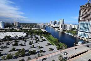 2 Bedroom Unit Across From Ocean @ Beachwalk Resort