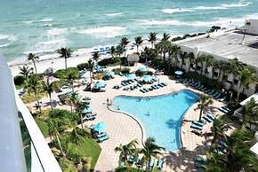 Spectacular 1 Bed 1 Bath @ Tides