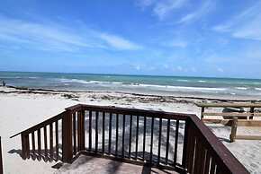 Spectacular 1 Bed 1 Bath @ Tides