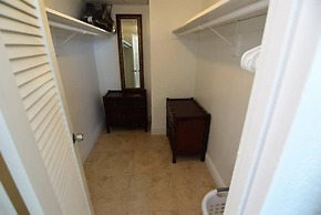 Spectacular 1 Bed 1 Bath @ Tides