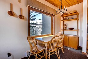 1 Br With Amazing Views Of Mountain Range 1 Bedroom Condo - No Cleanin