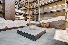 1 Br With Amazing Views Of Mountain Range 1 Bedroom Condo - No Cleanin