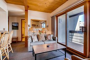 1 Br With Amazing Views Of Mountain Range 1 Bedroom Condo - No Cleanin