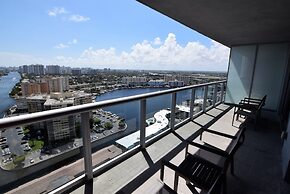 Superb Ocean, Bay & Skyline View Residence 2 Bed 2 Bath @ Beachwalk Re