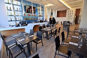 Fabulous Bay, Ocean & Skyline View 2 Bed 2 Bath Residence @ Beachwalk 