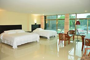 Hotel F Sur Inn
