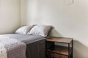 Furnished Empire Blvd Guest House