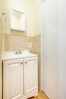 Furnished Empire Blvd Guest House