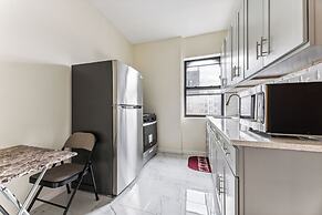 Furnished Empire Blvd Guest House