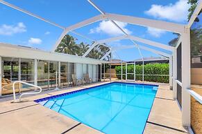 310 West Flamingo Circle