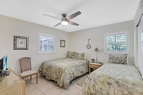 310 West Flamingo Circle